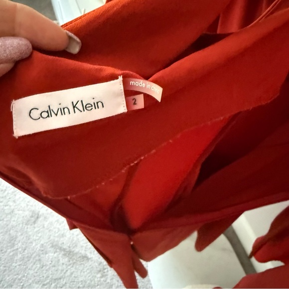 Calvin Klein Vibrant Red Garment - Picture 1 of 2